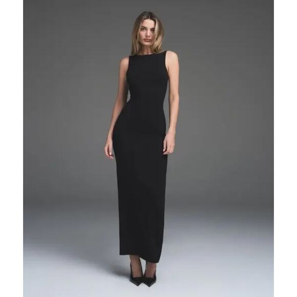 NWT SKIMS smooth layers long boat neck dress - obsidian- M - Picture 1 of 5